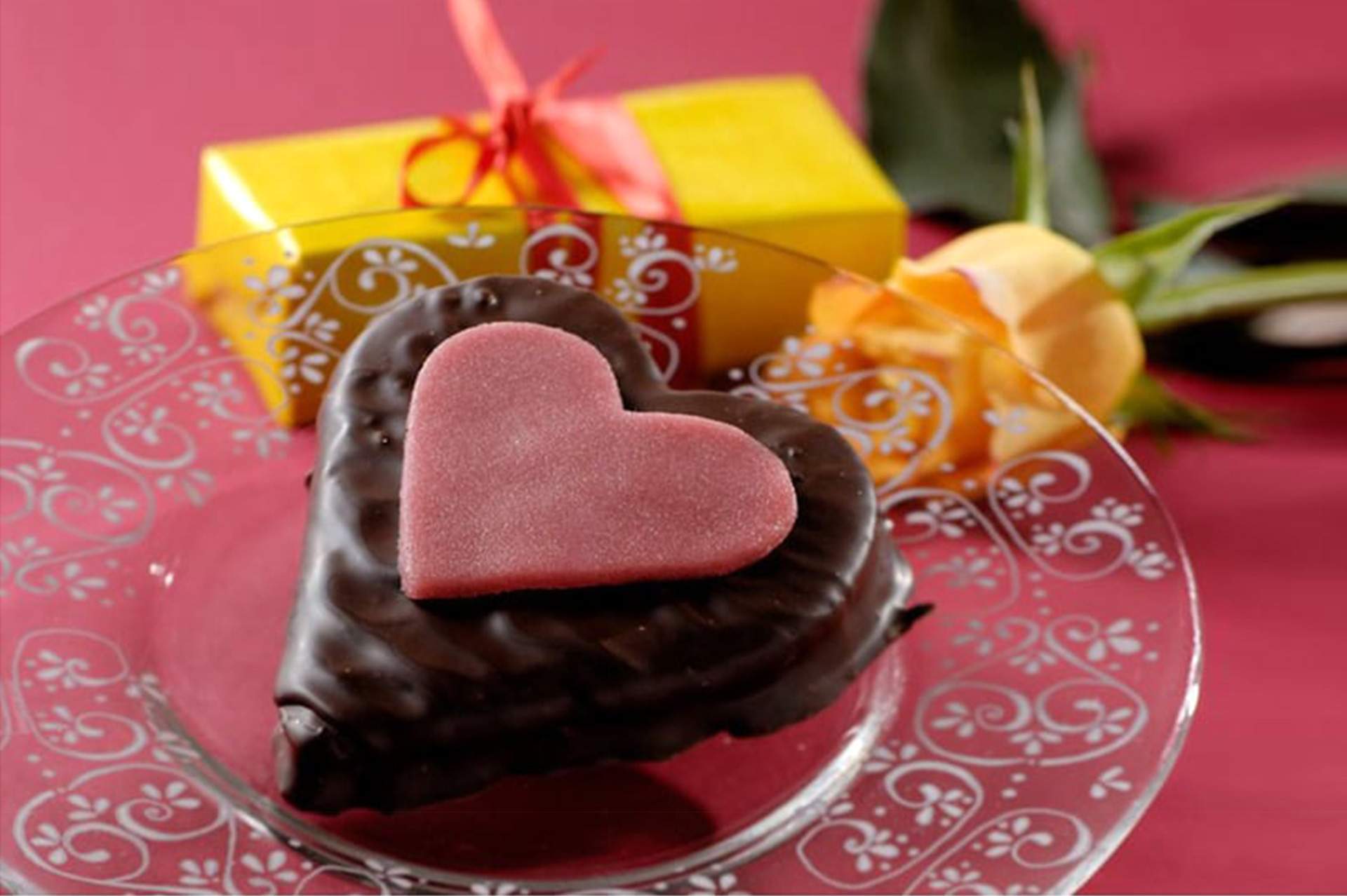 dirks-bio-kiste-slider-muttertagsherz-buttercreme.jpg