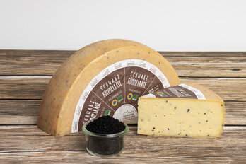 Geifertshofener Schwarzkümmelkäse