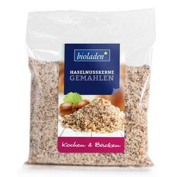 Haselnusskerne gemahlen