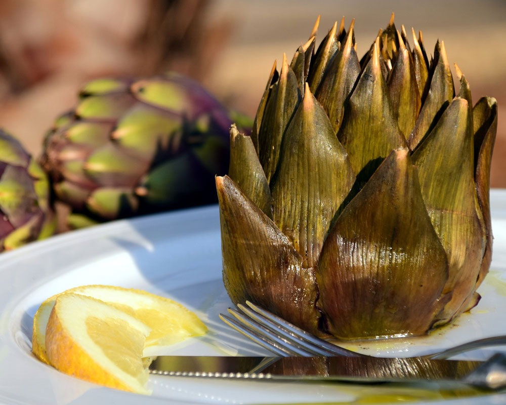 Artischocken mit Dip